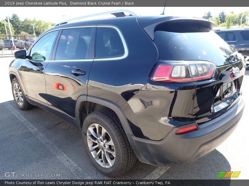 Diamond Black Crystal Pearl / Black 2019 Jeep Cherokee Latitude Plus