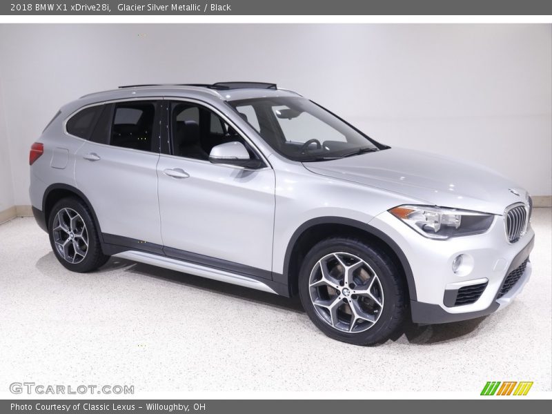 Glacier Silver Metallic / Black 2018 BMW X1 xDrive28i