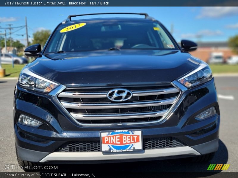 Black Noir Pearl / Black 2017 Hyundai Tucson Limited AWD