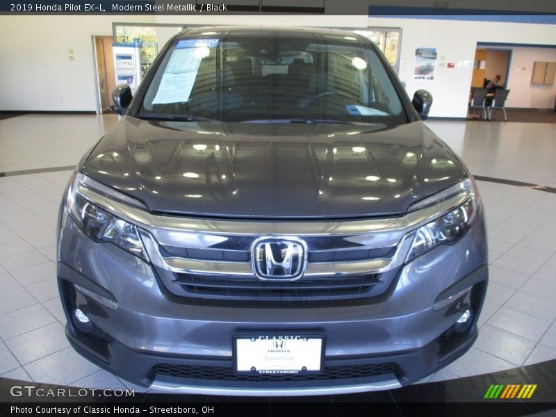 Modern Steel Metallic / Black 2019 Honda Pilot EX-L