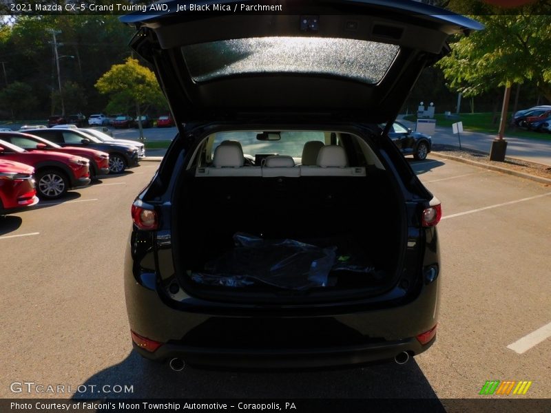 Jet Black Mica / Parchment 2021 Mazda CX-5 Grand Touring AWD