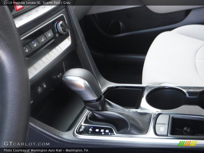 Scarlet Red / Gray 2019 Hyundai Sonata SE
