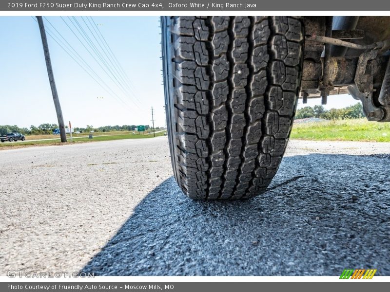 Oxford White / King Ranch Java 2019 Ford F250 Super Duty King Ranch Crew Cab 4x4