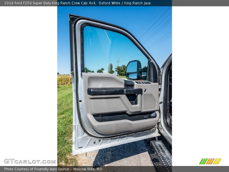 Oxford White / King Ranch Java 2019 Ford F250 Super Duty King Ranch Crew Cab 4x4