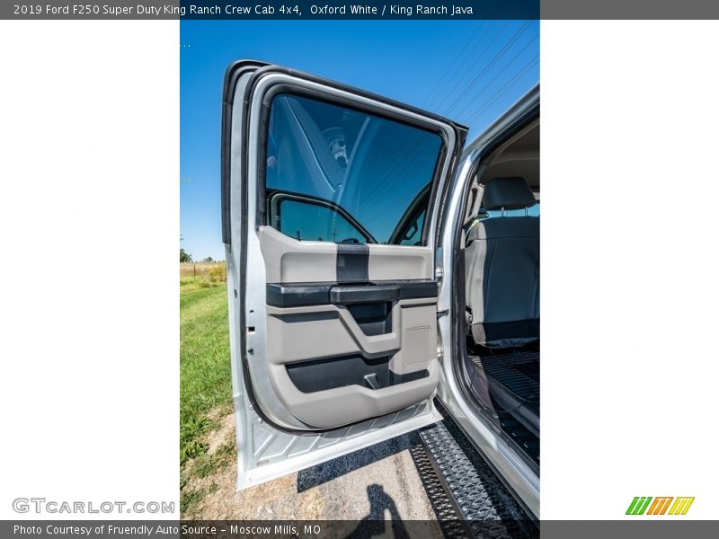 Oxford White / King Ranch Java 2019 Ford F250 Super Duty King Ranch Crew Cab 4x4