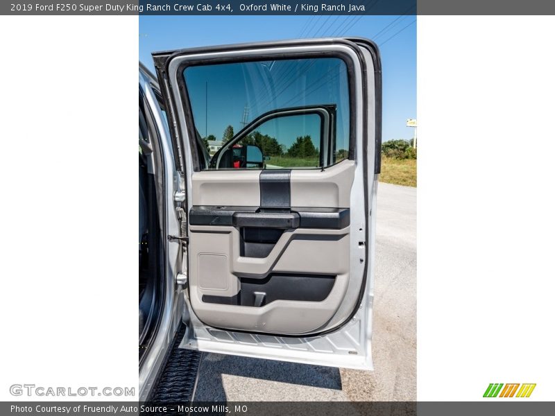 Oxford White / King Ranch Java 2019 Ford F250 Super Duty King Ranch Crew Cab 4x4