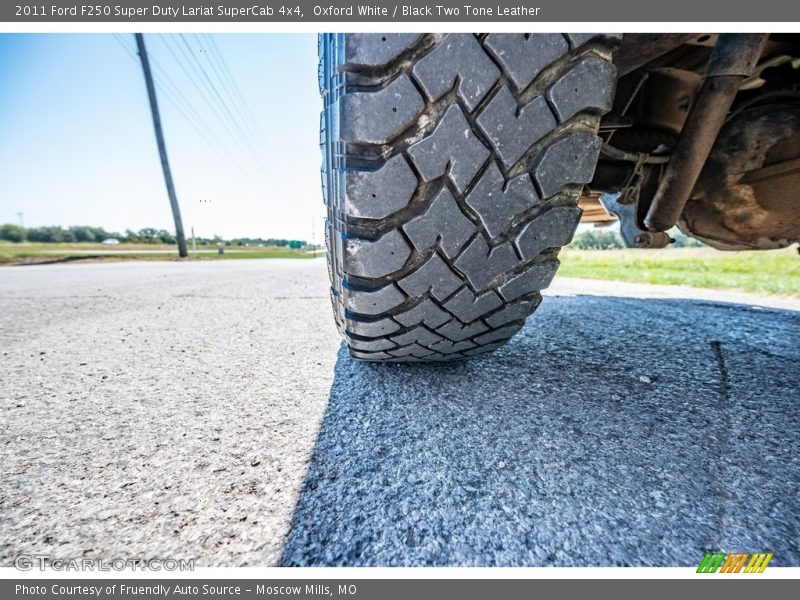 Oxford White / Black Two Tone Leather 2011 Ford F250 Super Duty Lariat SuperCab 4x4