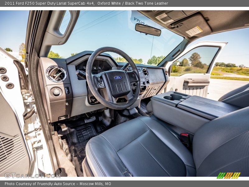 Oxford White / Black Two Tone Leather 2011 Ford F250 Super Duty Lariat SuperCab 4x4