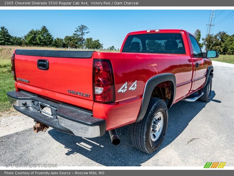 Victory Red / Dark Charcoal 2005 Chevrolet Silverado 3500 Regular Cab 4x4