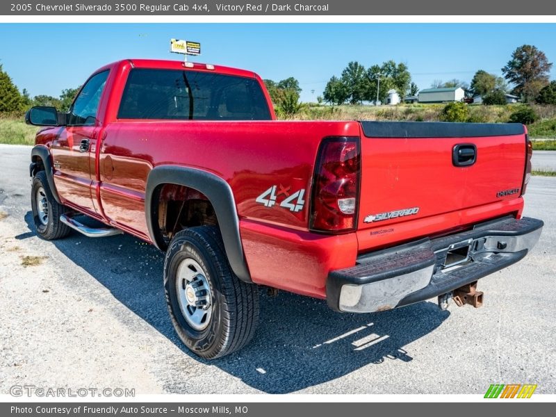 Victory Red / Dark Charcoal 2005 Chevrolet Silverado 3500 Regular Cab 4x4