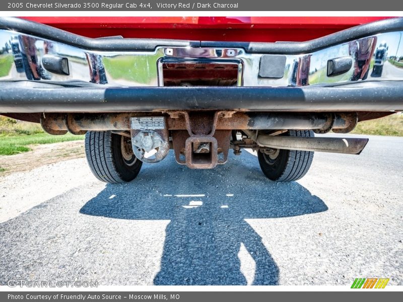 Victory Red / Dark Charcoal 2005 Chevrolet Silverado 3500 Regular Cab 4x4