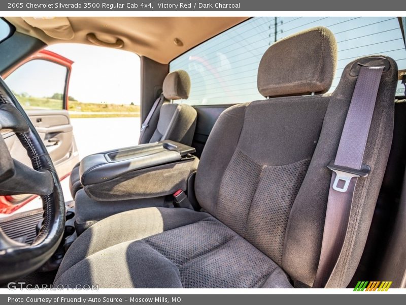 Victory Red / Dark Charcoal 2005 Chevrolet Silverado 3500 Regular Cab 4x4