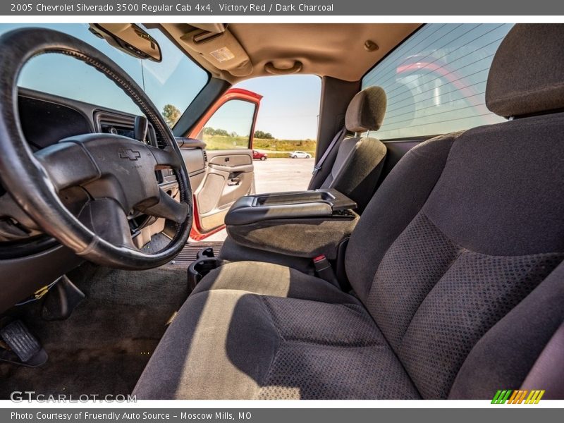 Victory Red / Dark Charcoal 2005 Chevrolet Silverado 3500 Regular Cab 4x4