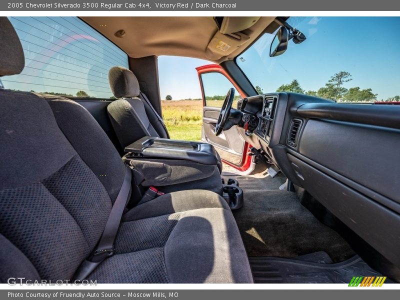 Victory Red / Dark Charcoal 2005 Chevrolet Silverado 3500 Regular Cab 4x4