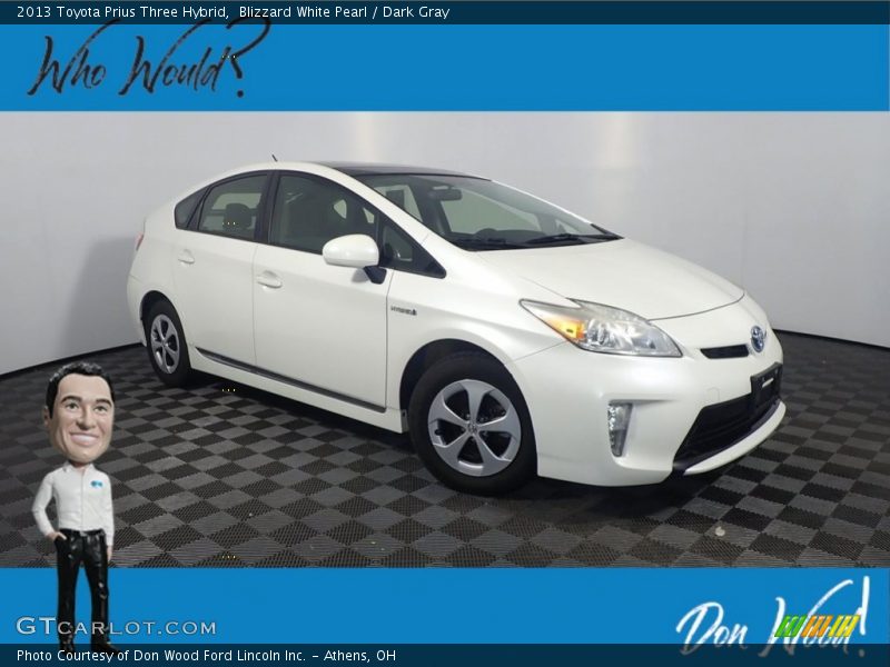 Blizzard White Pearl / Dark Gray 2013 Toyota Prius Three Hybrid