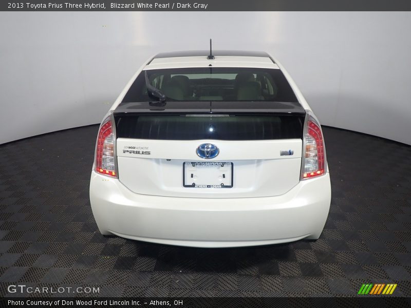 Blizzard White Pearl / Dark Gray 2013 Toyota Prius Three Hybrid