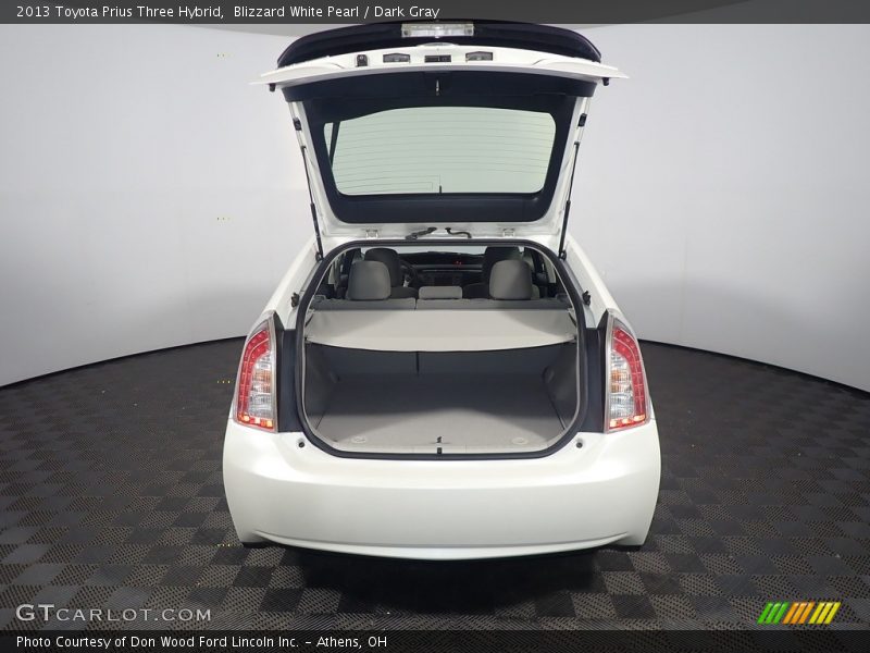 Blizzard White Pearl / Dark Gray 2013 Toyota Prius Three Hybrid