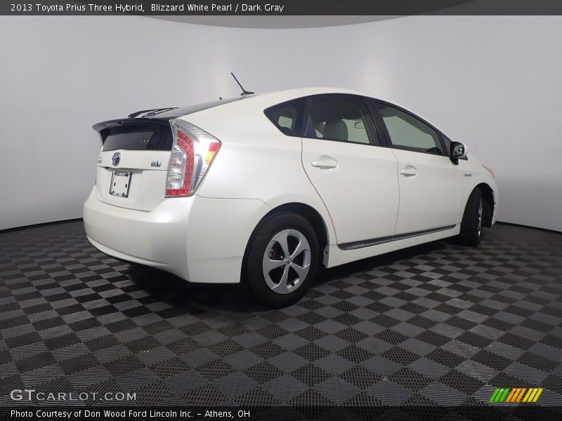 Blizzard White Pearl / Dark Gray 2013 Toyota Prius Three Hybrid