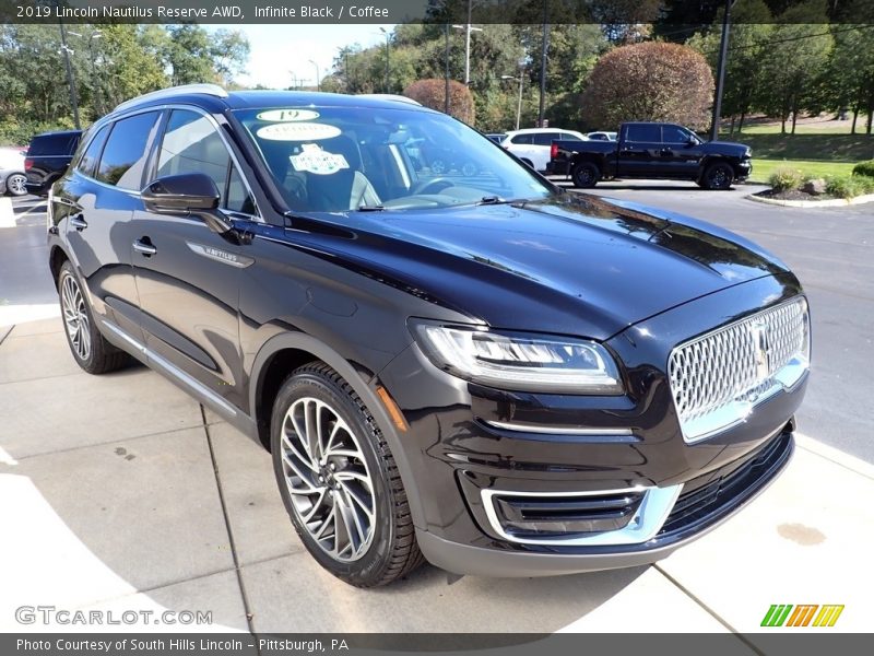 Infinite Black / Coffee 2019 Lincoln Nautilus Reserve AWD