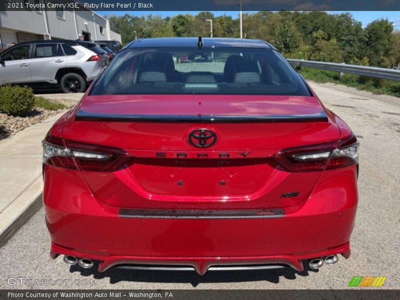 Ruby Flare Pearl / Black 2021 Toyota Camry XSE