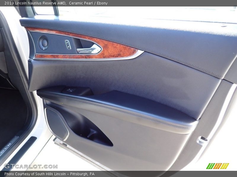 Ceramic Pearl / Ebony 2019 Lincoln Nautilus Reserve AWD