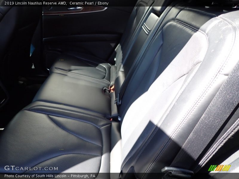 Ceramic Pearl / Ebony 2019 Lincoln Nautilus Reserve AWD