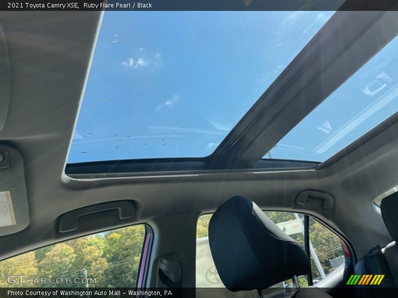 Ruby Flare Pearl / Black 2021 Toyota Camry XSE