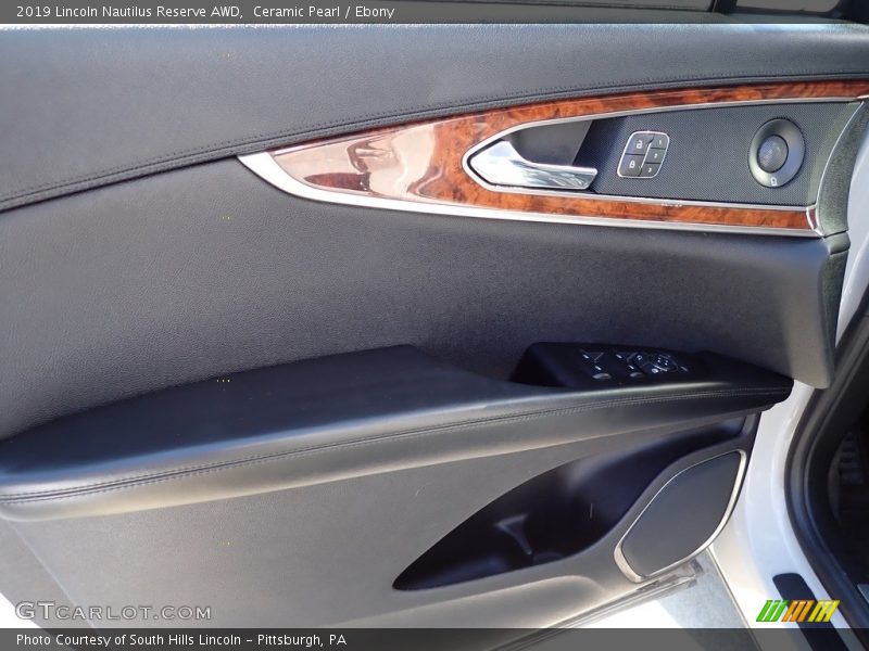 Ceramic Pearl / Ebony 2019 Lincoln Nautilus Reserve AWD