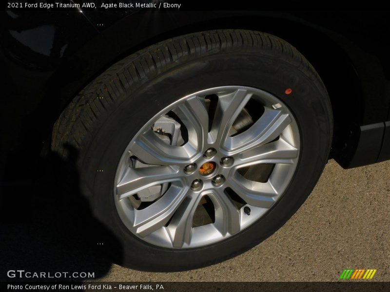 Agate Black Metallic / Ebony 2021 Ford Edge Titanium AWD