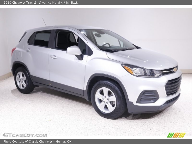 Silver Ice Metallic / Jet Black 2020 Chevrolet Trax LS