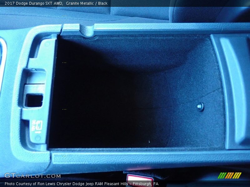 Granite Metallic / Black 2017 Dodge Durango SXT AWD