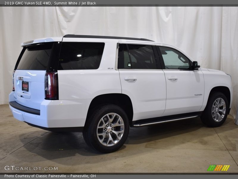 Summit White / Jet Black 2019 GMC Yukon SLE 4WD