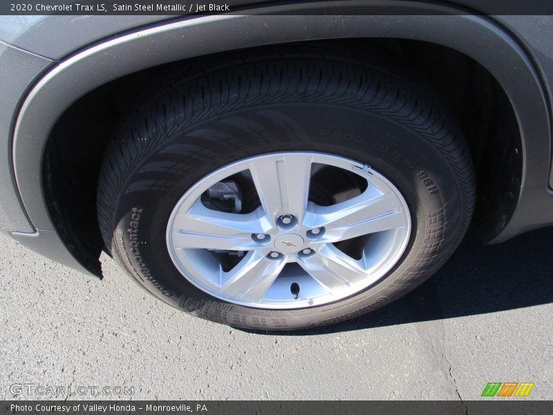 Satin Steel Metallic / Jet Black 2020 Chevrolet Trax LS