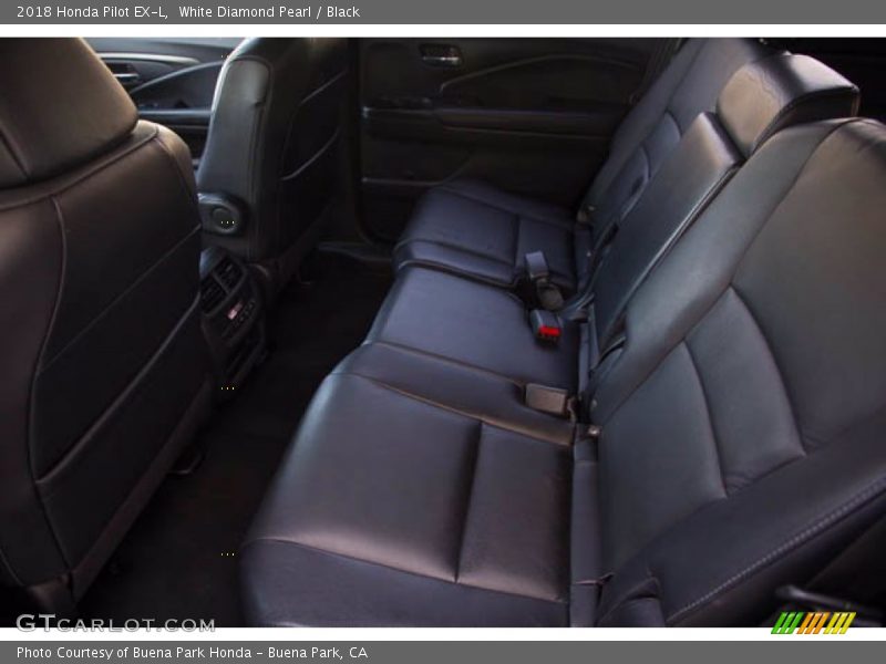 White Diamond Pearl / Black 2018 Honda Pilot EX-L
