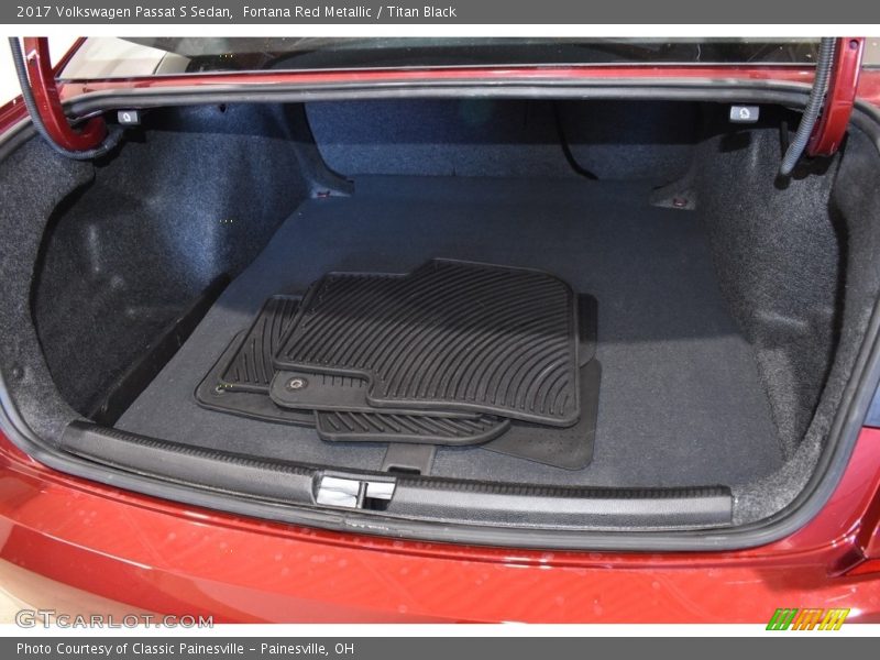 Fortana Red Metallic / Titan Black 2017 Volkswagen Passat S Sedan