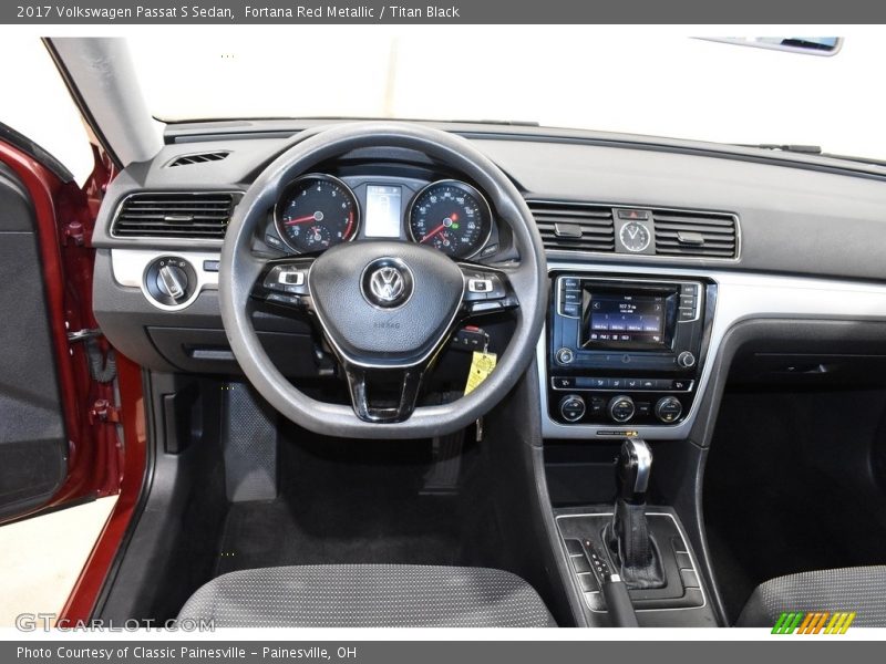 Fortana Red Metallic / Titan Black 2017 Volkswagen Passat S Sedan