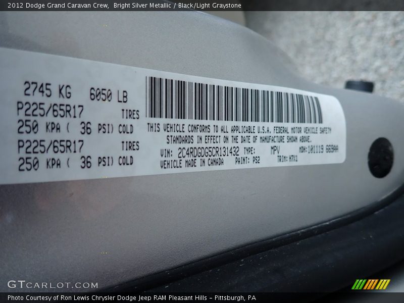 Bright Silver Metallic / Black/Light Graystone 2012 Dodge Grand Caravan Crew