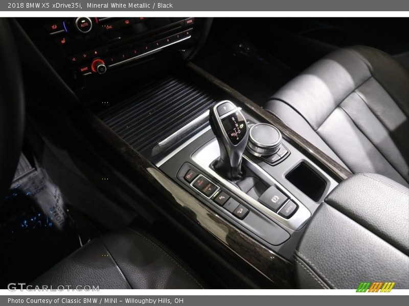 Mineral White Metallic / Black 2018 BMW X5 xDrive35i