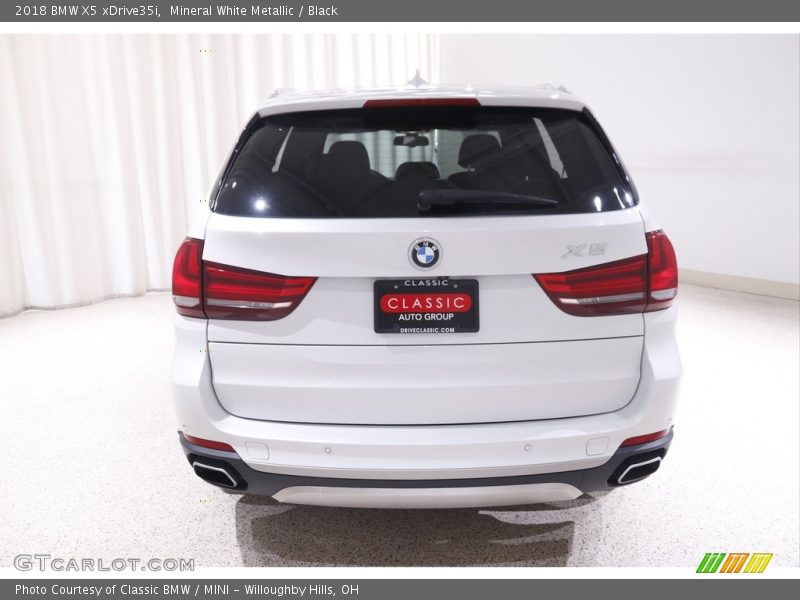 Mineral White Metallic / Black 2018 BMW X5 xDrive35i
