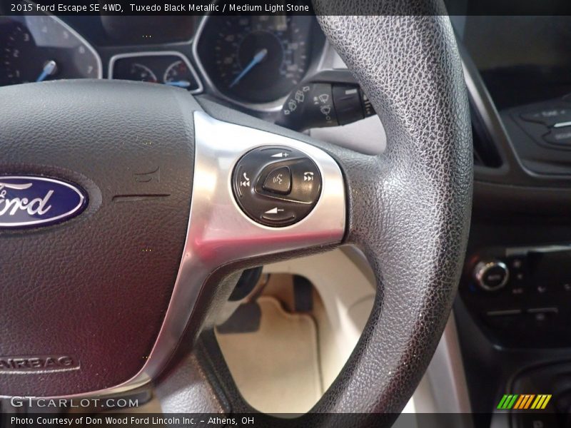 Tuxedo Black Metallic / Medium Light Stone 2015 Ford Escape SE 4WD