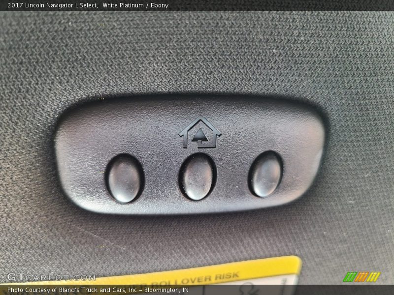 White Platinum / Ebony 2017 Lincoln Navigator L Select