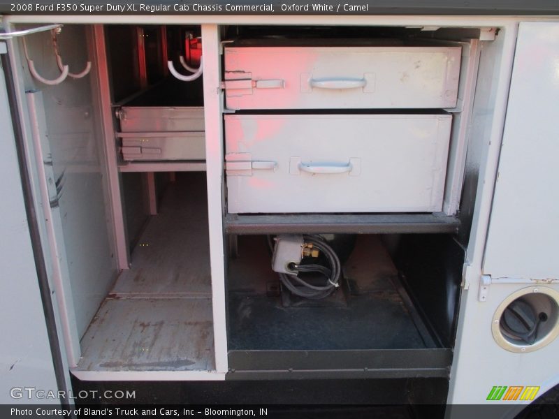 Oxford White / Camel 2008 Ford F350 Super Duty XL Regular Cab Chassis Commercial