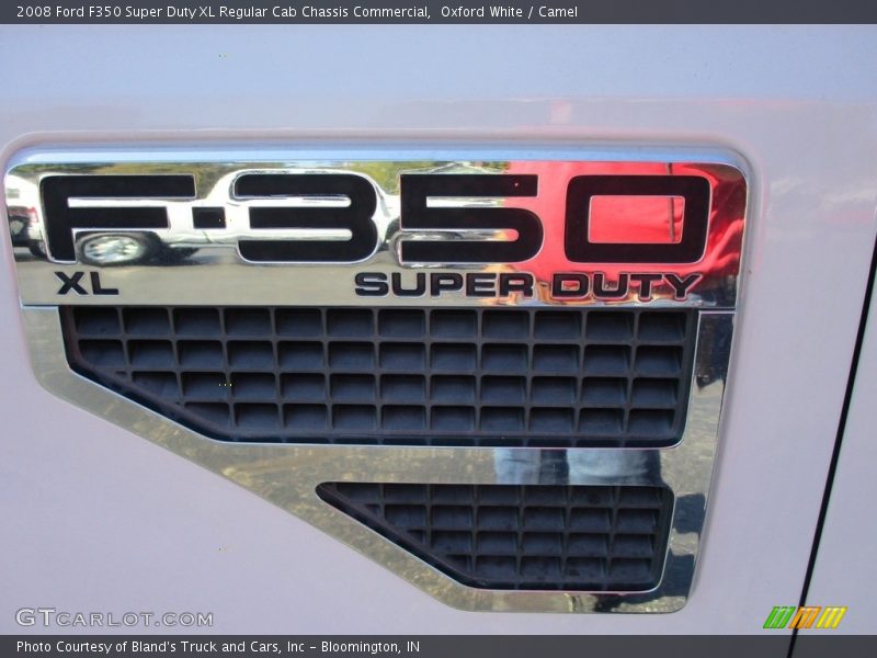 Oxford White / Camel 2008 Ford F350 Super Duty XL Regular Cab Chassis Commercial