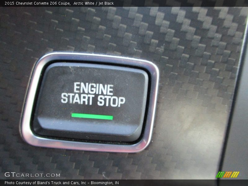 Arctic White / Jet Black 2015 Chevrolet Corvette Z06 Coupe