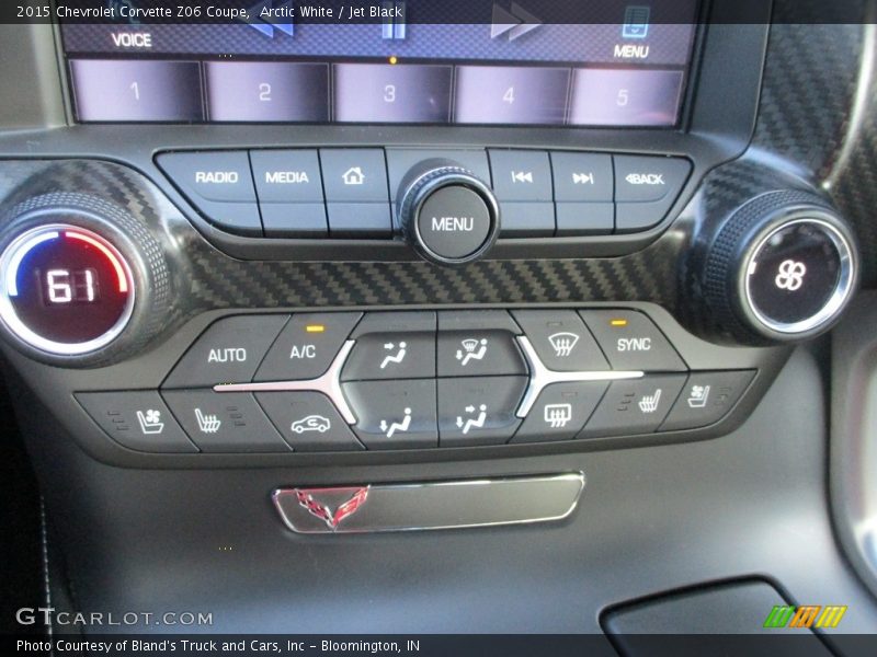 Arctic White / Jet Black 2015 Chevrolet Corvette Z06 Coupe