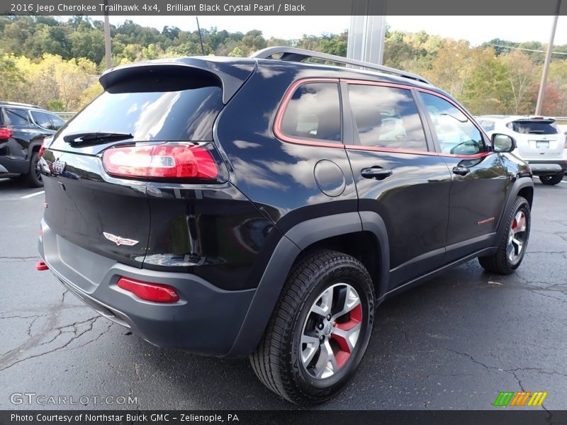 Brilliant Black Crystal Pearl / Black 2016 Jeep Cherokee Trailhawk 4x4