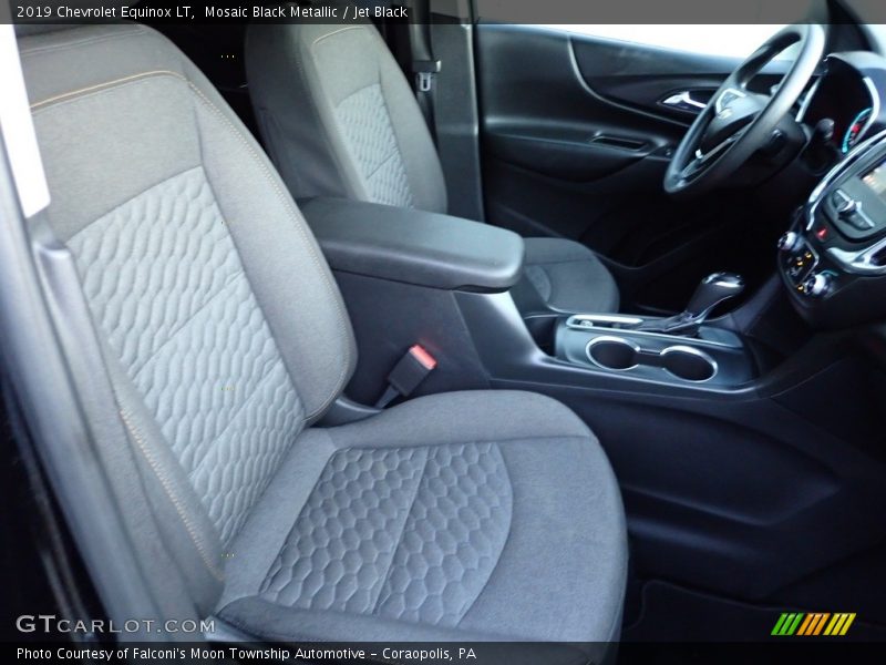 Mosaic Black Metallic / Jet Black 2019 Chevrolet Equinox LT