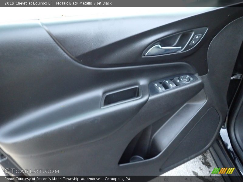 Mosaic Black Metallic / Jet Black 2019 Chevrolet Equinox LT