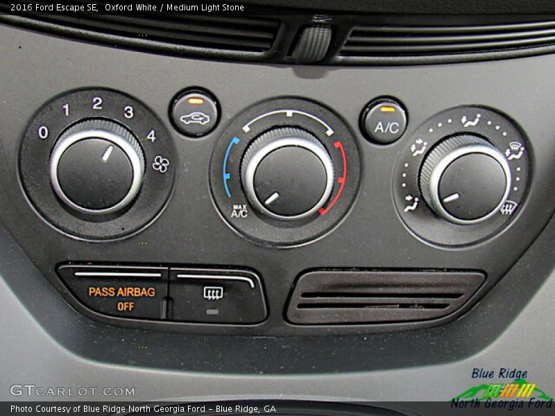 Oxford White / Medium Light Stone 2016 Ford Escape SE