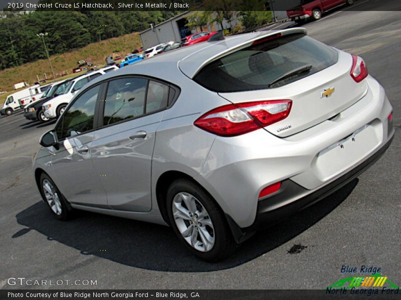 Silver Ice Metallic / Black 2019 Chevrolet Cruze LS Hatchback